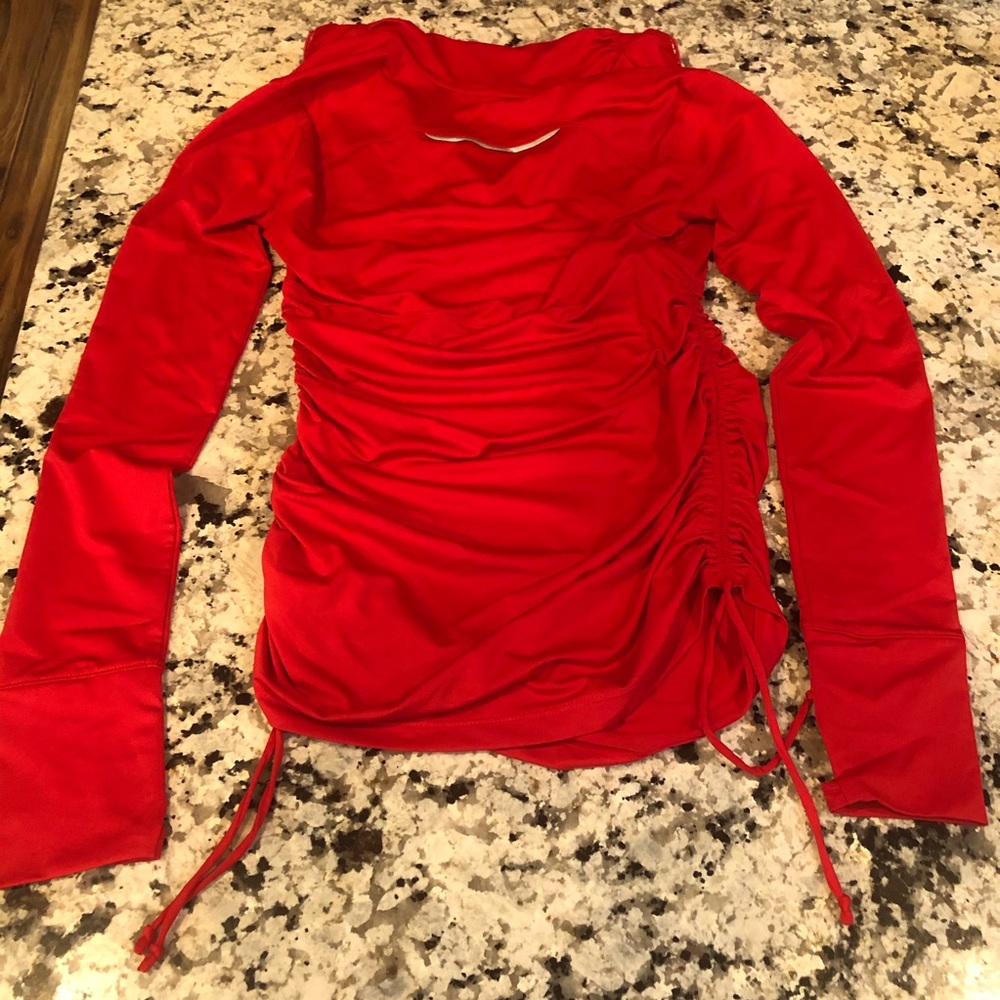 Athleta Hot Shot Performance Top W/ Ruching - Picture 7 of 13